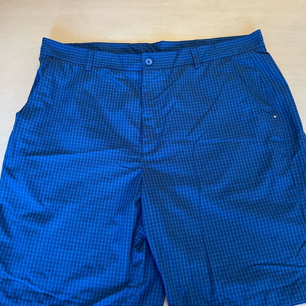 Bolle’ Men’s Golf Shorts W42